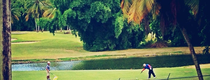 Wyndham Rio Mar Golf Club is one of Locais curtidos por Andy.