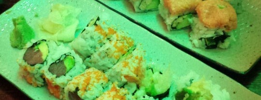 Sushi Lounge is one of Davidさんのお気に入りスポット.