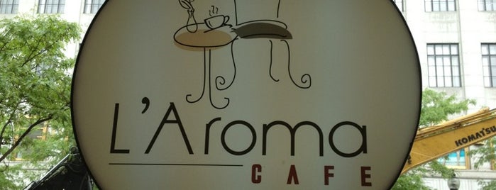 L'Aroma Cafe is one of Best Boston Places to work from - Back Bay Area.