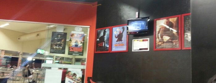 Cine Center is one of Tempat yang Disukai Rodrigo.