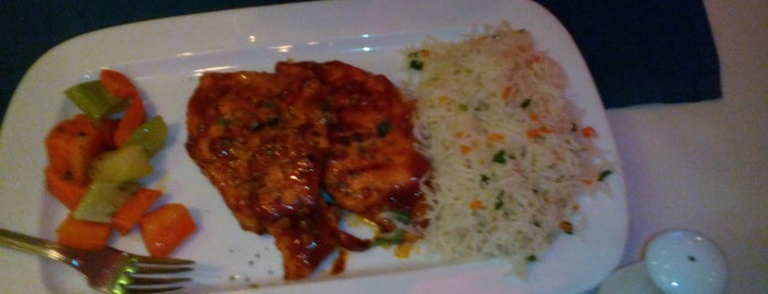 Arizona Grill is one of Top dinner spots in Karachi, Pakistan.