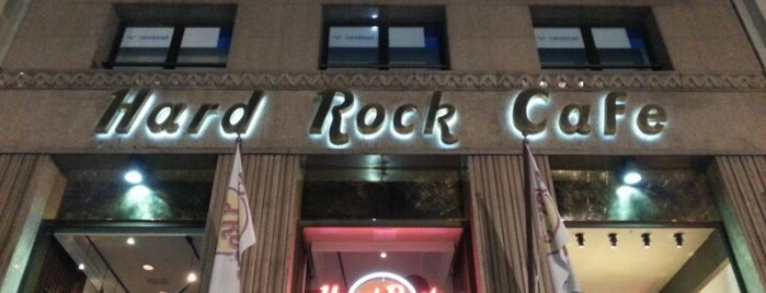 Hard Rock Cafe Barcelona is one of Barcelona to go.