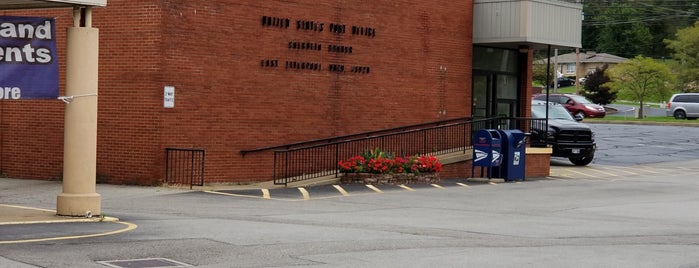 Calcutta Ohio Post Office is one of Tempat yang Disukai Jim.