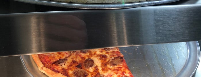Sarpino's Pizzeria is one of Reside's Favorites: Restaurants.