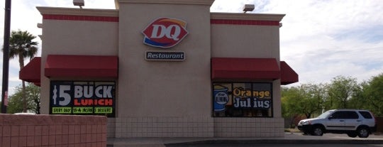 Dairy Queen is one of Tempat yang Disukai Christopher.