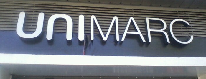 Unimarc Curico Alameda is one of Orte, die Paulina gefallen.