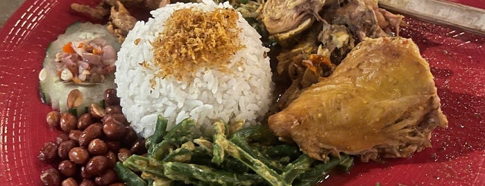 Made's Warung is one of Favorites.