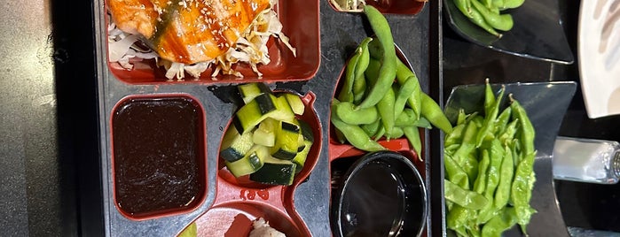 Sakanaya Japanese Restaurant is one of Fresno Area Favorites.