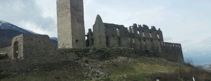 Castel Belfort is one of Castelli, Ville e Forti.