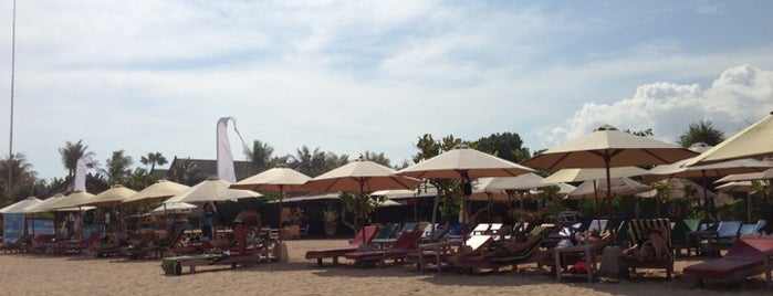 Novotel Private Beach is one of making lunch..