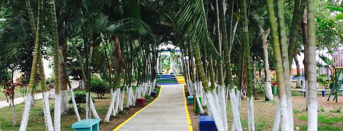 Parque de la Familia is one of Lugares que visitar cuando vienes a San Salvador.
