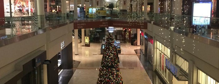 Tucson Mall is one of Stores.