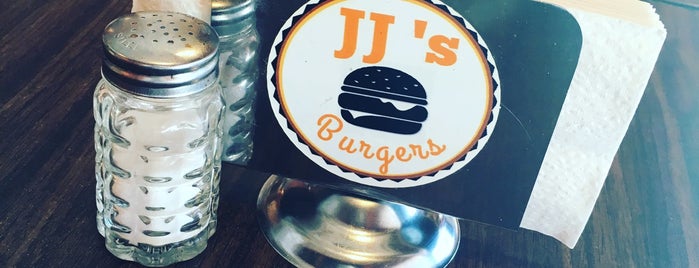 JJ's Burguers is one of Carlos : понравившиеся места.