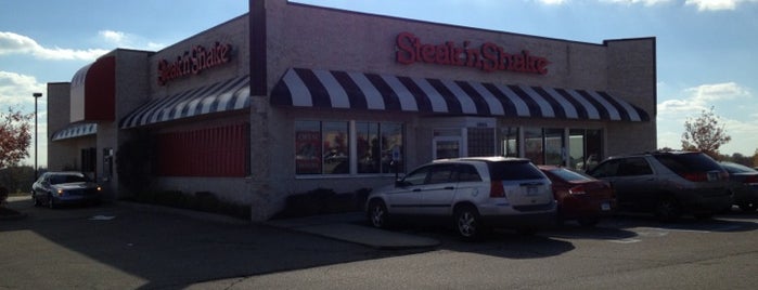 Steak 'n Shake is one of Lugares favoritos de Darrick.