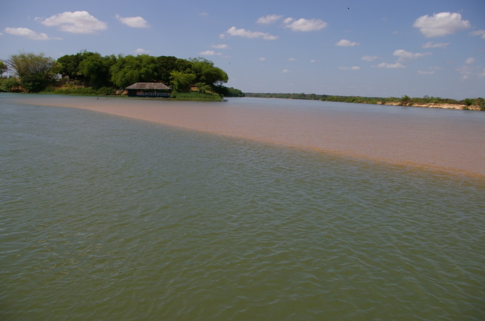 Encontro do Rio Poti com Rio Parnaíba is one of TERESINA.