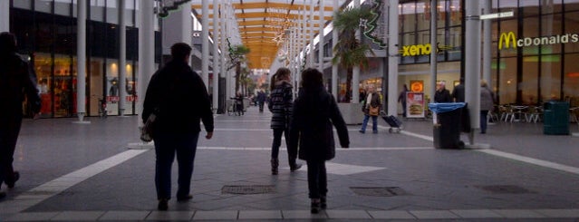 Winkelcentrum Woensel is one of Lugares favoritos de Kevin.