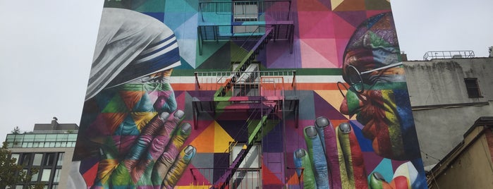 “Tolerance” By Kobra is one of Street Art in NYC.