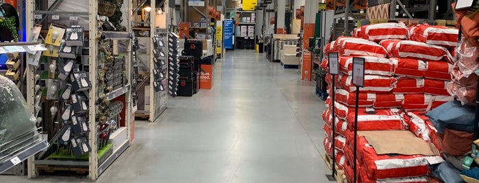 B&Q is one of SHOPS.