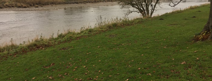 River Ribble is one of East.