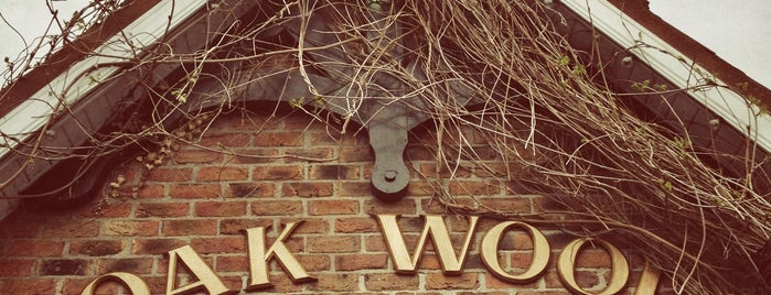 Oakwood Arms Hotel is one of Hotels.