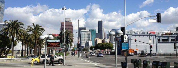 Figueroa Street & Pico Boulevard is one of Los Angeles area highways and crossings.