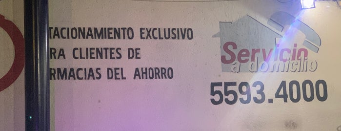 Farmacias del Ahorro is one of สถานที่ที่ Joaquin ถูกใจ.