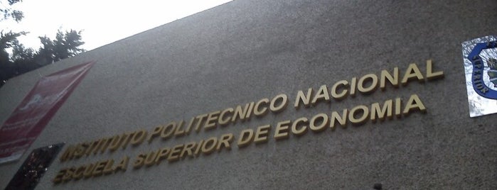 Escuela Superior de Economía is one of Centros de Estudio del I.P.N..
