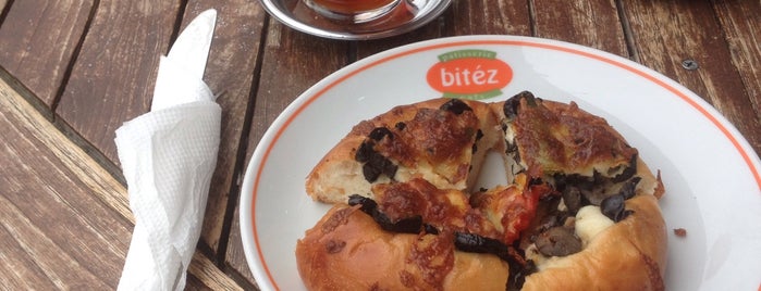 Bitez Patisserie Cafe is one of İSTANBUL ANADOLU YAKASI YEME İÇME.
