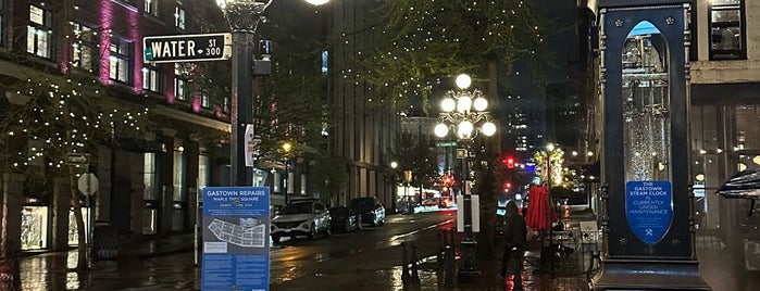 Gastown Steam Clock is one of Canada.