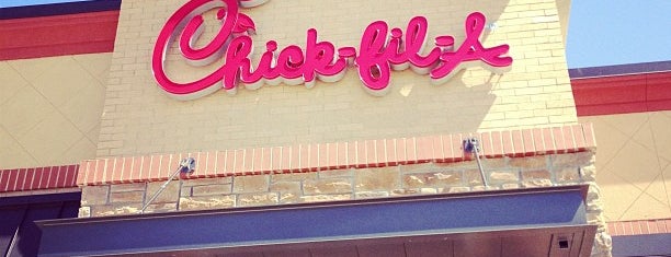 Chick-fil-A is one of Bryceさんのお気に入りスポット.