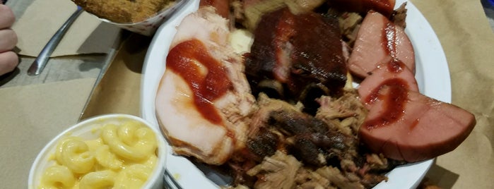 Oklahoma Joe's BBQ is one of Robさんのお気に入りスポット.