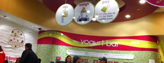Menchie's Frozen Yogurt - Sweet Apple Village is one of Eleanor’s Liked Places.