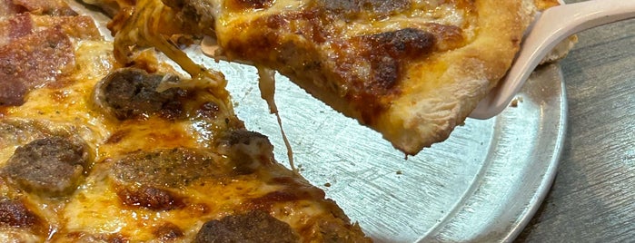 New York Pizzahouse is one of พัทยา, เกาะล้าน, บางเสร่, สัตหีบ, แสมสาร.