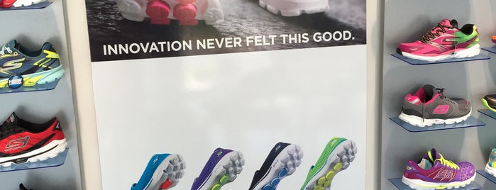 Nextstep - Skechers is one of Begoさんのお気に入りスポット.