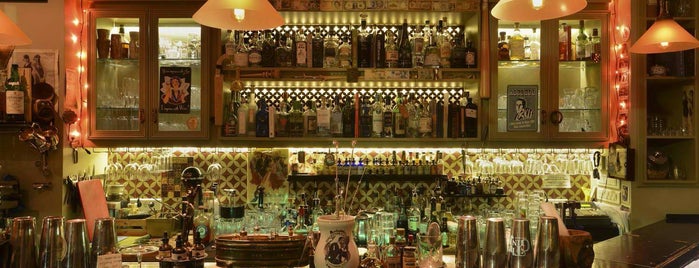 The Gin Joint is one of Lugares favoritos de Dimitra.
