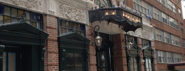 Jade Hotel is one of สถานที่ที่ Greenwich Village Chelsea Chamber of Commerce ถูกใจ.