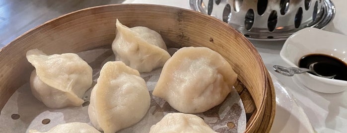 Auntie Guan's Kitchen is one of RICARDO EATS 2018 🍽.