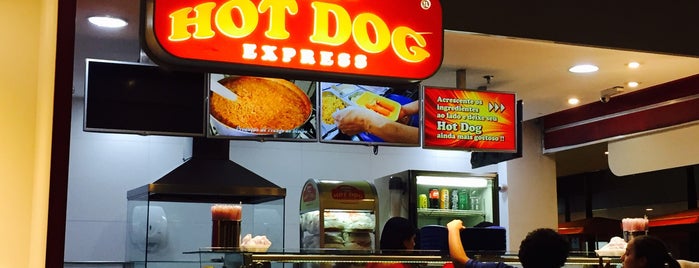 Hot Dog Express is one of Além do Espelho.
