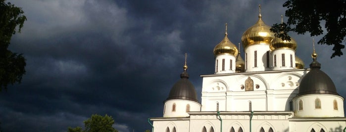Успенский собор is one of Tempat yang Disukai Veljanova🦊.
