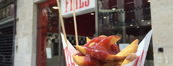 Fries, delicious potatoes is one of Lieux qui ont plu à Valentina.