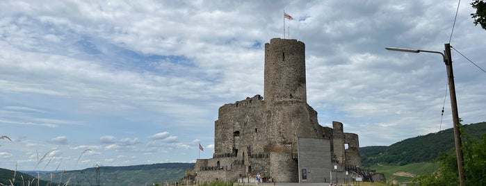 Burg Landshut is one of Posti che sono piaciuti a Theo.