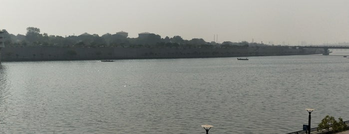 Sabarmati River Front is one of Amdavad.