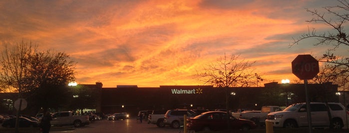 Walmart Supercenter is one of b eem.