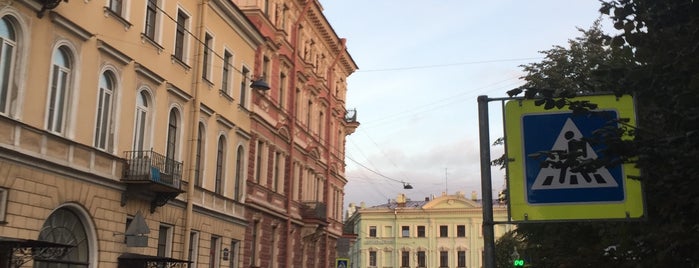 Фонарный переулок is one of Набережные, переулки и аллеи Санкт-Петербурга.
