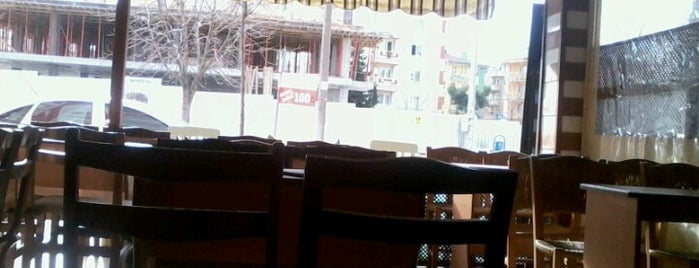 Beren Cafe is one of Lugares favoritos de Aydın.