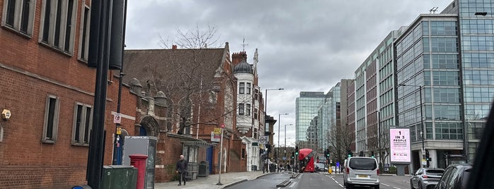 West Kensington is one of 🇬🇧 London.