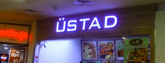Üstad is one of Gözdeさんのお気に入りスポット.
