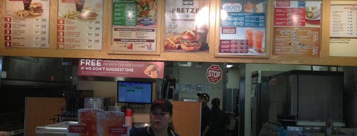 Wendy’s is one of Kalsii : понравившиеся места.