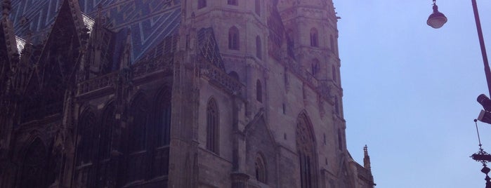 St. Stephen's Cathedral is one of Wien.