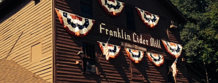 Franklin Cider Mill is one of สถานที่ที่ Bill ถูกใจ.